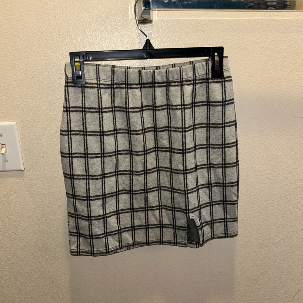 Plaid Gray Skirt